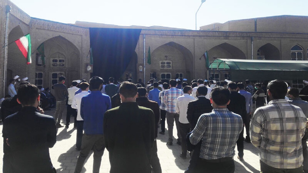 تجمع روحانیون یزدی در اعتراض به کشتار بیرحمانه مردم افغانستان