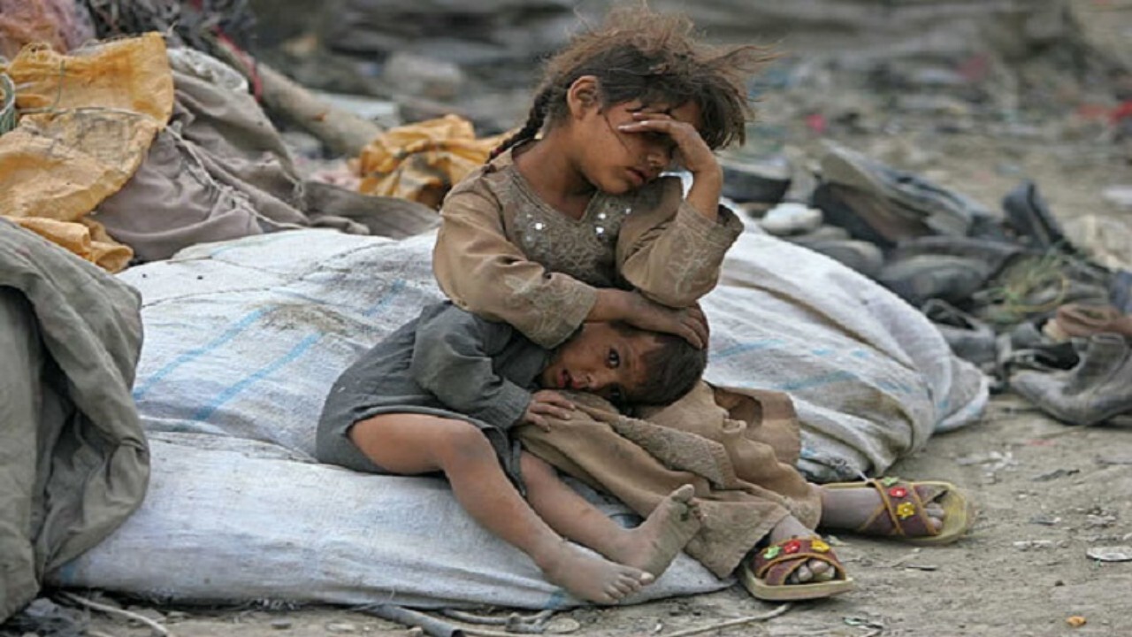 بحران فقر و نقدینگی در افغانستان/بهای دالر به ۹۳ رسید