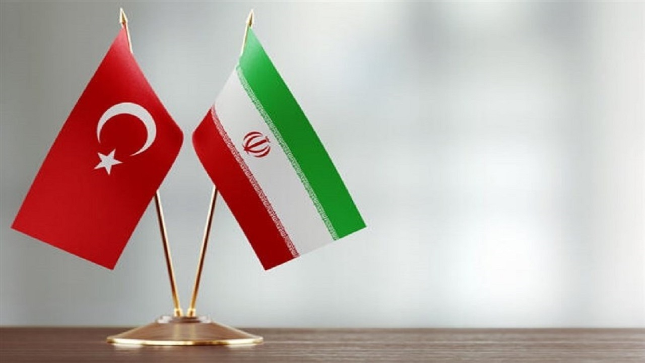 اهمیت سفر وزیر خارجه ترکیه به ایران چیست؟