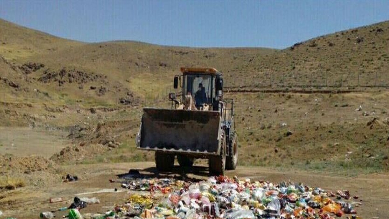 امحای ۲۰ تن مواد غذایی فاسد در شهرستان مراغه