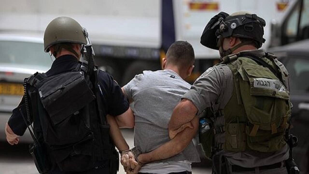 رژیم صهیونیستی ۳۰ فلسطینی را در کرانه باختری بازداشت کرد
