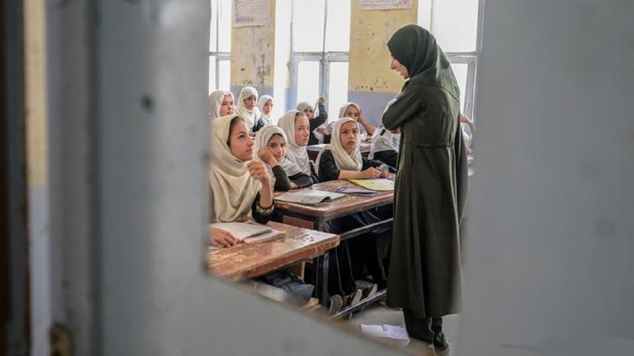بازگشایی مکاتب دخترانه مسئولیت شرعی و قانونی طالبان است