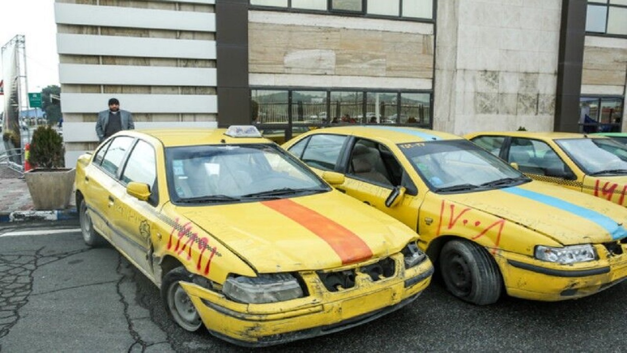 حدود ۴۰ درصد از تاکسی های مشهد فرسوده هستند