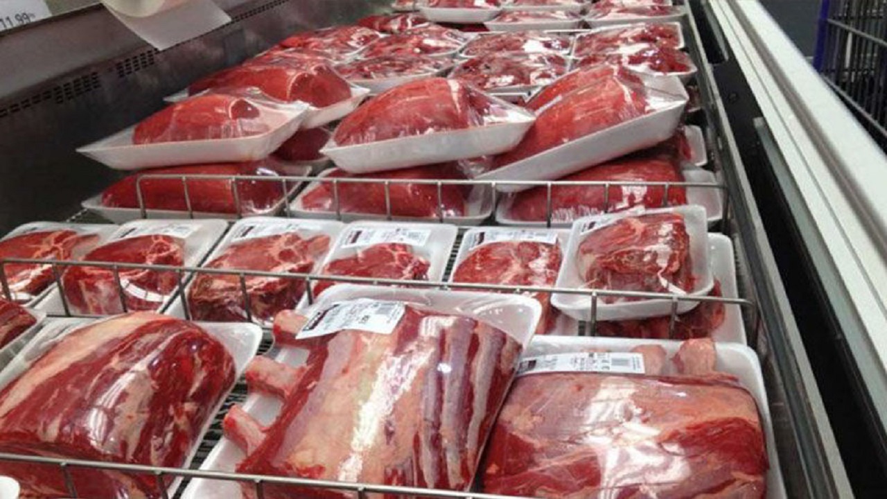 ۴۵۰ تن گوشت قرمز منجمد در گیلان توزیع می‌شود