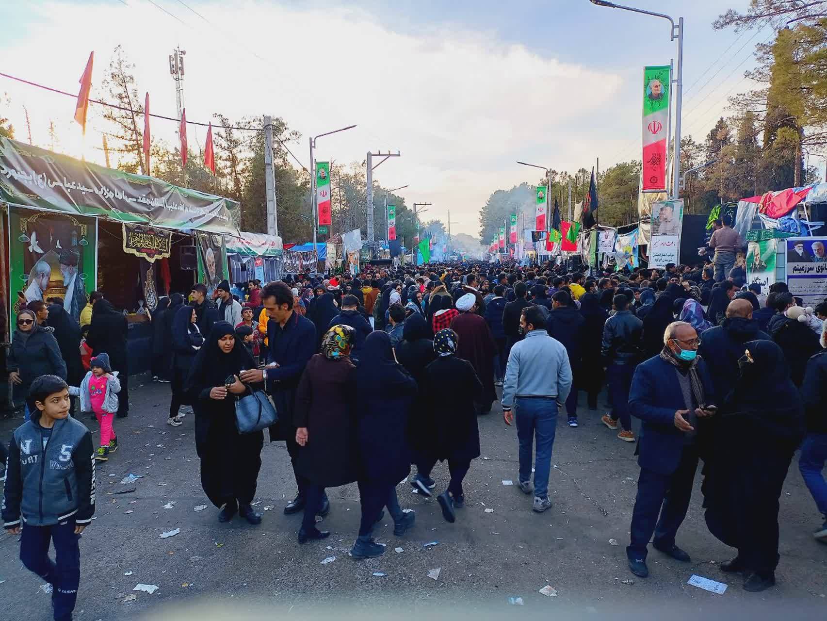 گلزار شهدای کرمان در روز شهادت حاج قاسم + فیلم و تصاویر