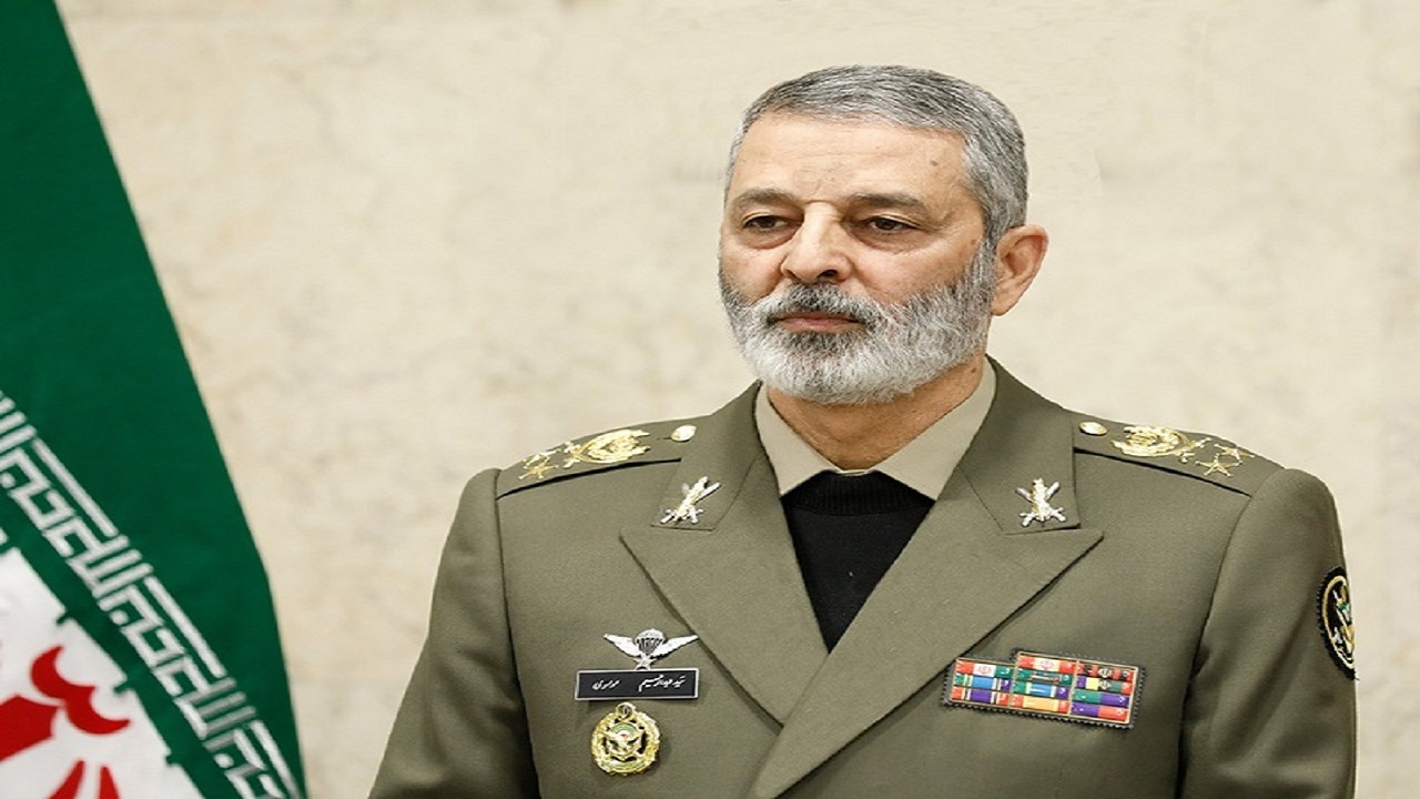 فرمانده کل ارتش انتصاب سردار رادان به فرماندهی فراجا را تبریک گفت