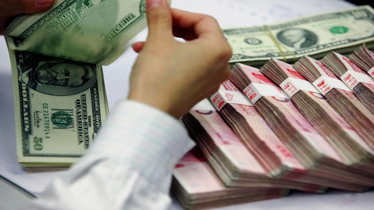 اقدام حمایتی دولت چین برای رشد قدرت یوآن و مقابله با دلار