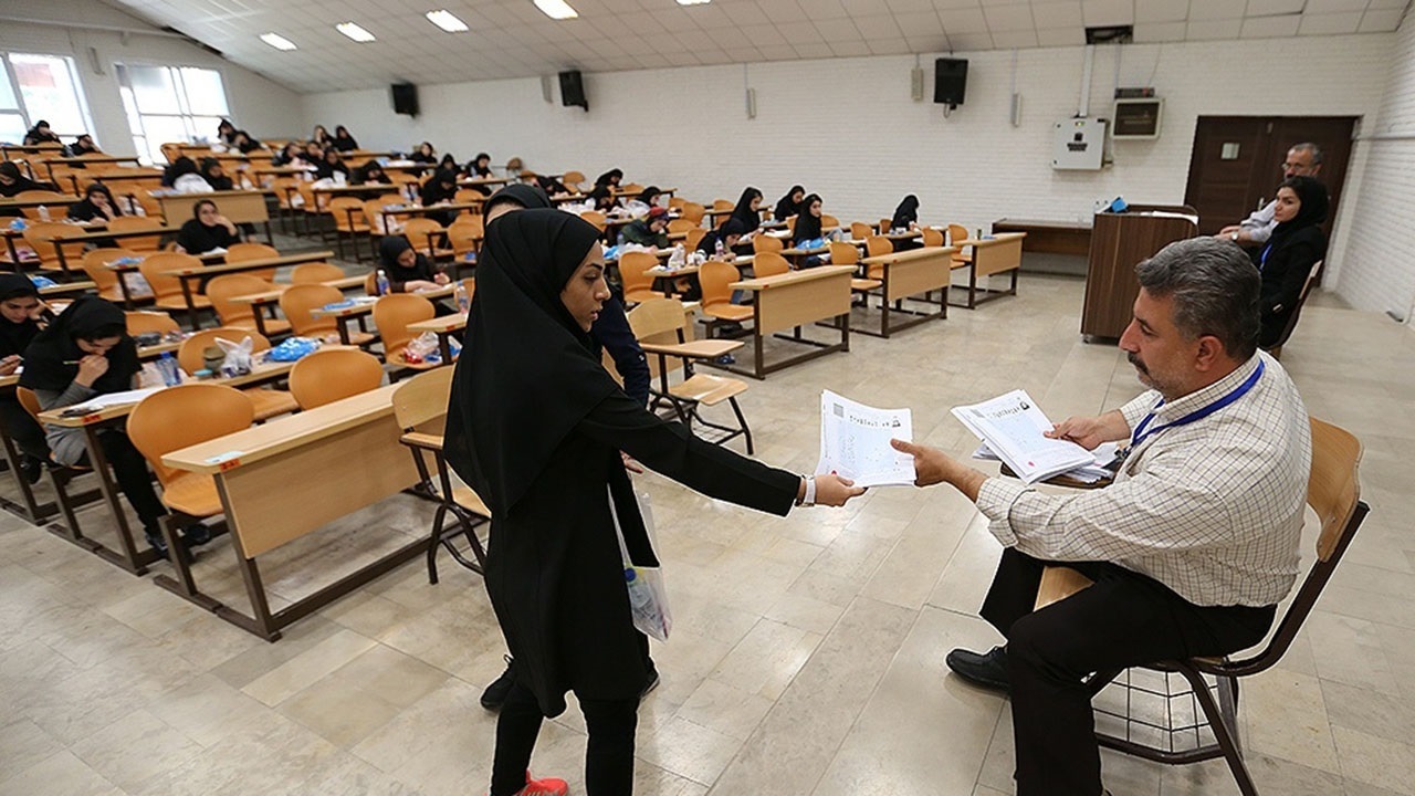 آزمون گروه آزمایشی زبان‌های خارجی در گلستان برگزار شد