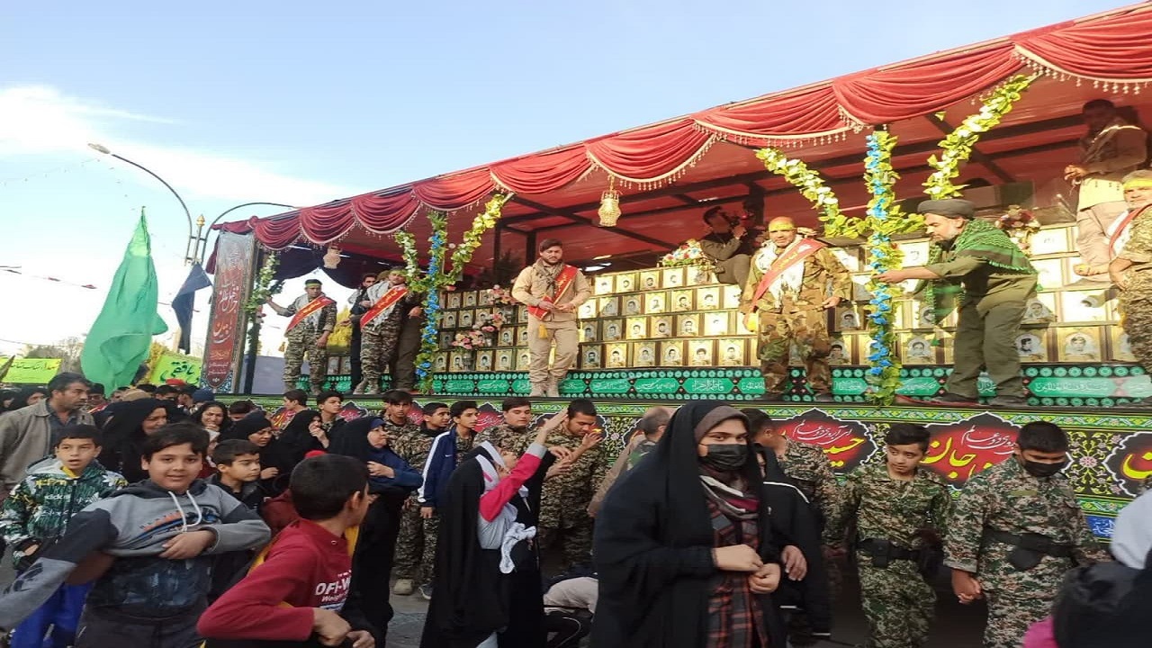 استقبال باشکوه مردم شهیدپرور بافق از لاله گمنام