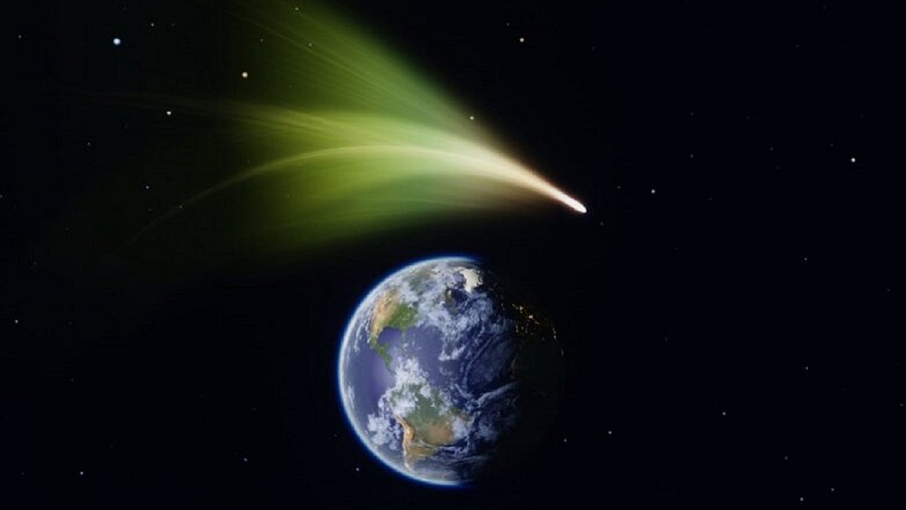نزدیک شدن یک دنباله‌دار بزرگ به زمین