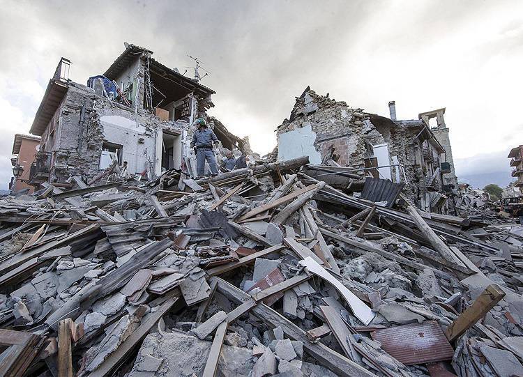 سیمان و میلگرد مناطق زلزله زده رایگان شد