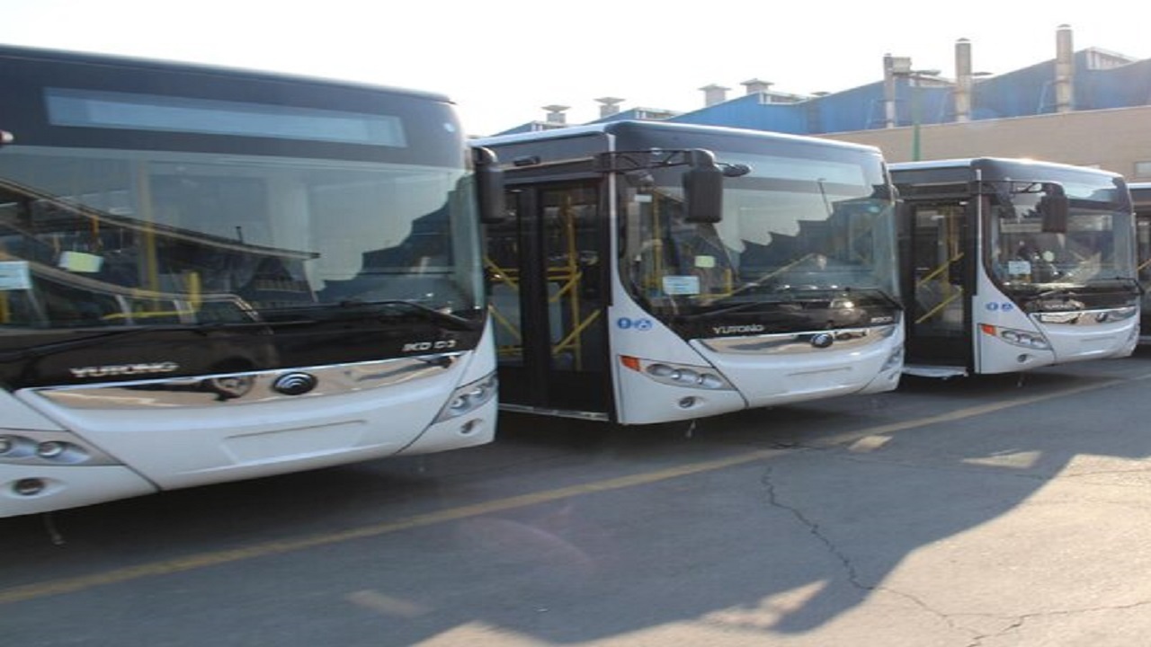 بهره برداری از ۳ دستگاه اتوبوس و ۱۵ دستگاه تاکسی جدید در بیرجند