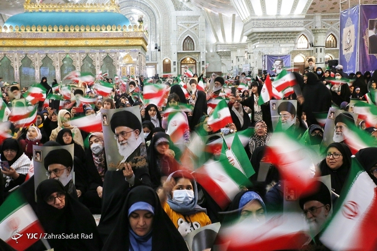 آغاز مراسم چهل و چهارمین سالگرد ورود امام خمینی (ره) به وطن