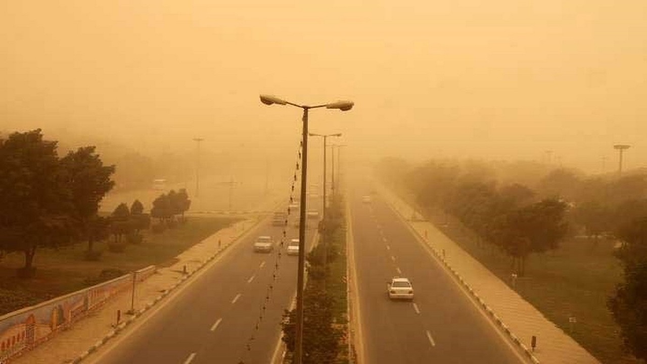 انباشت آلاینده های جوی در استان یزد