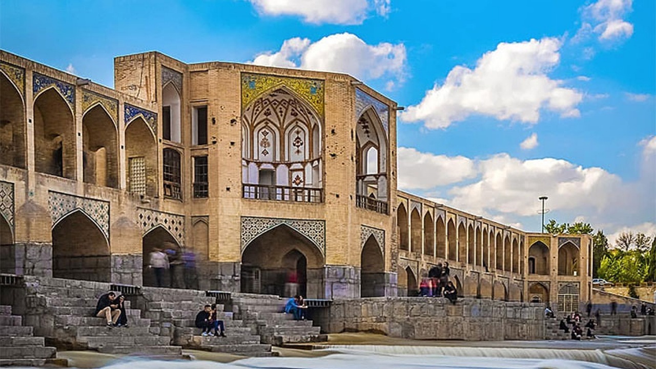 هوای سالم آخرین آدینه بهمن در اصفهان