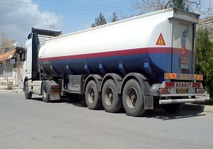 تردد کامیون‌های حامل مواد خطرناک در جاده‌های خوزستان ممنوع شد