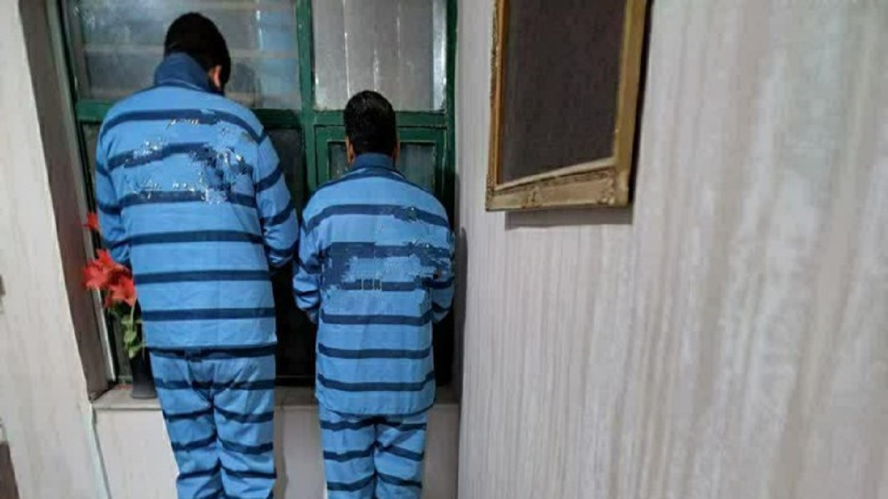 دستگیری ۲ خرده فروش موادمخدر در ابرکوه