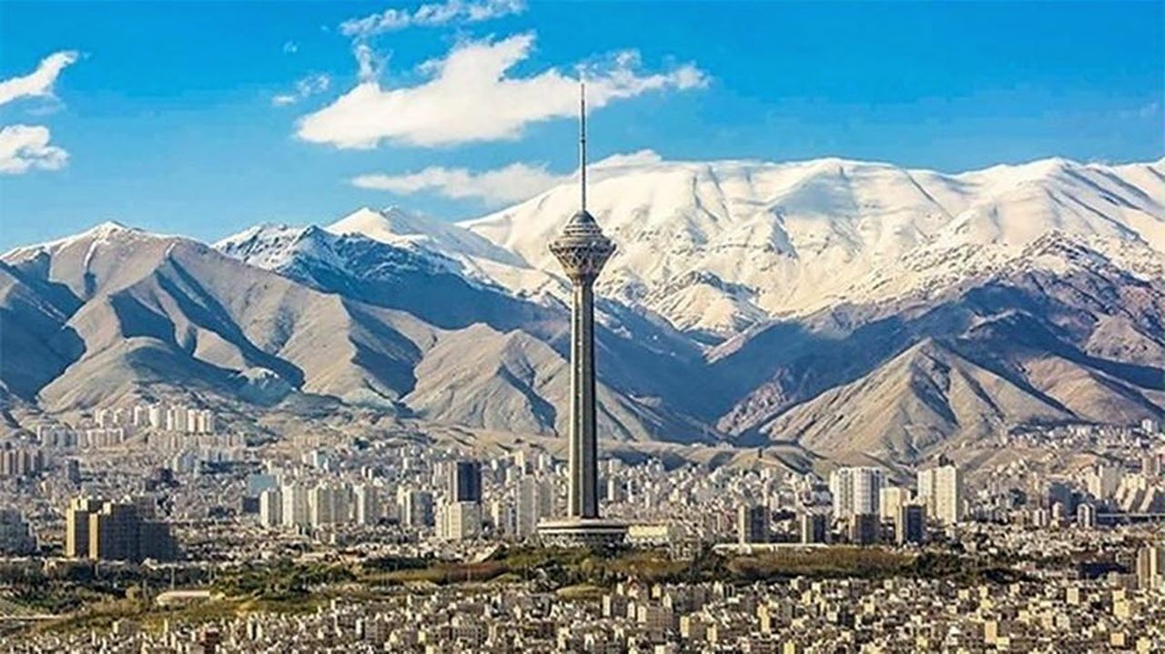 بارش باران هوای تهران را قابل قبول کرد