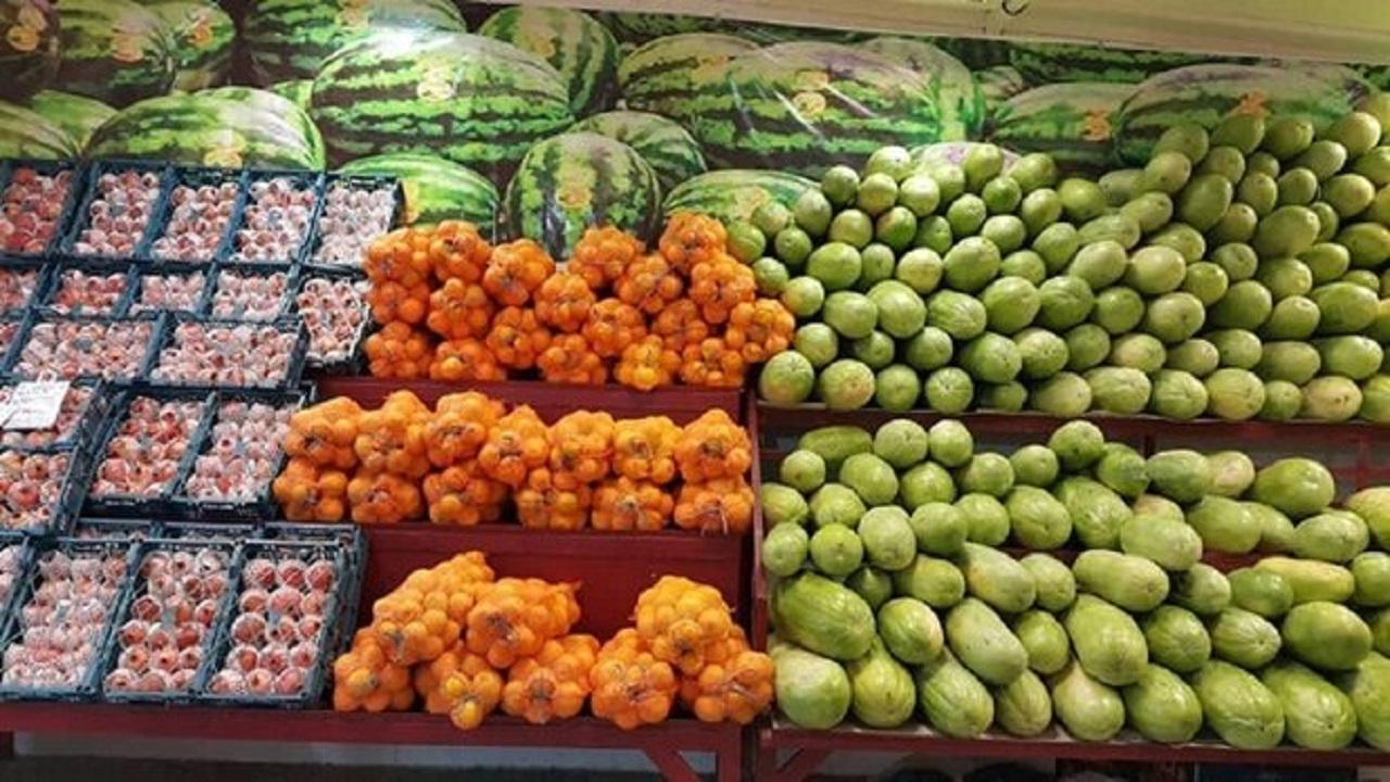قیمت میوه منصفانه است/ ورود ۲۰۰۰۰ تن میوه به میدان مرکزی