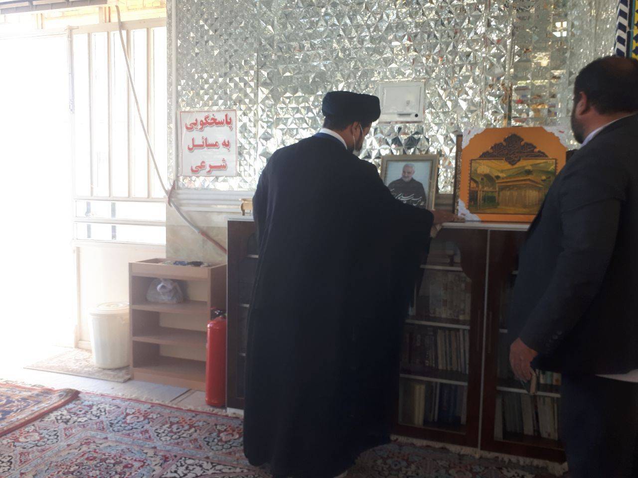 غبارروبی امامزاده باولین در آستانه ماه مبارک رمضان + تصاویر