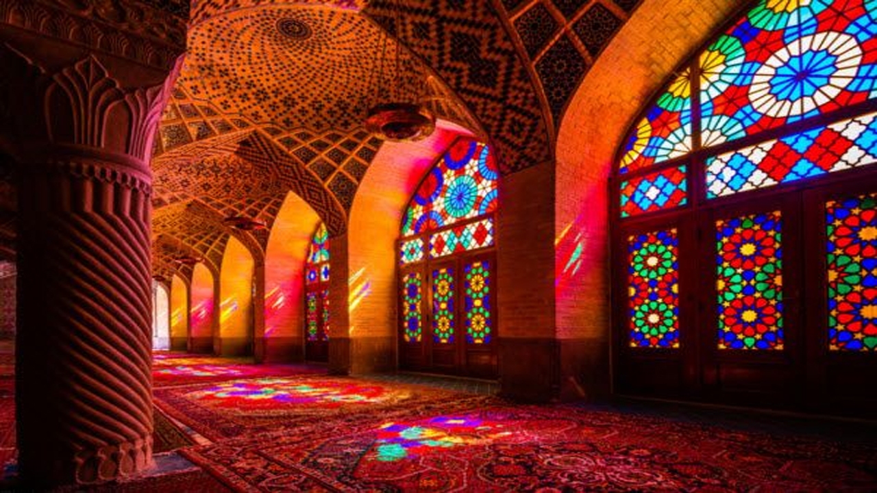 آشنایی با ۹ رنگ با اصالت ایرانی