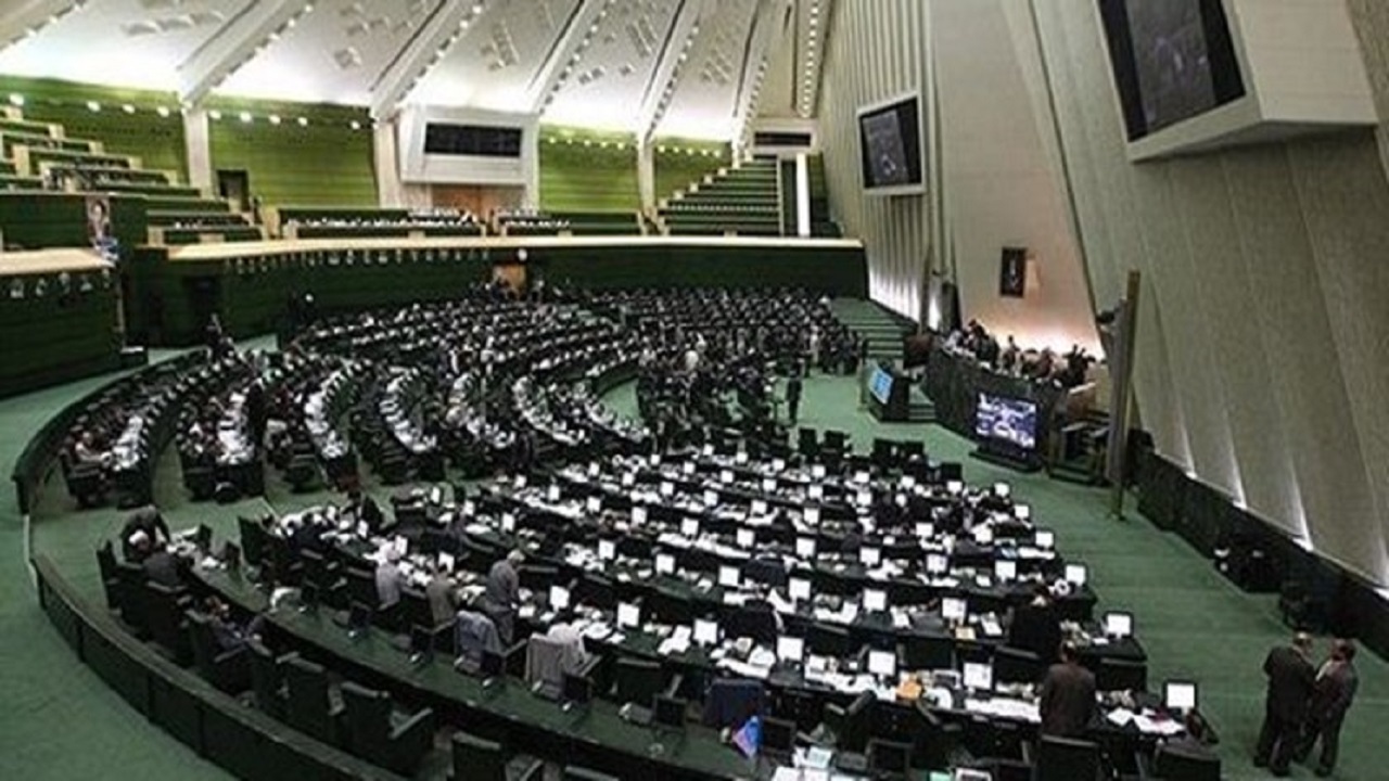مجلس به قرارگاه سازندگی خاتم‌الانبیاء (ص) برای صدور اوراق مالی اسلامی مجوز داد