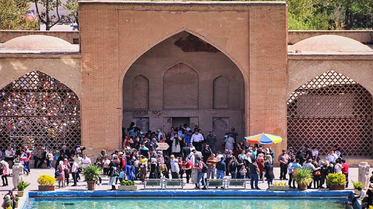 باغ جهانی فین کاشان در صدر بازدید‌ تعطیلات عید فطر