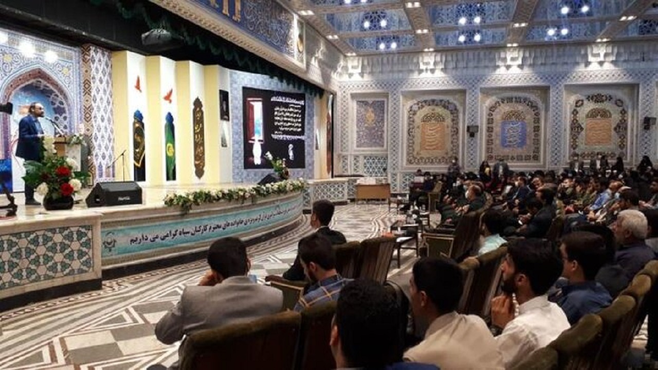 مشارکت ۱۴ هزار نفر از خانواده پاسداران کشور در مسابقات قرآن مشهد