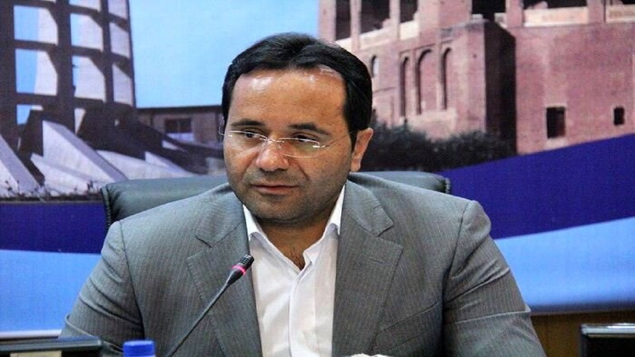 زمینه اشتغال زندانیان در حوزه فرشبافی فراهم شد