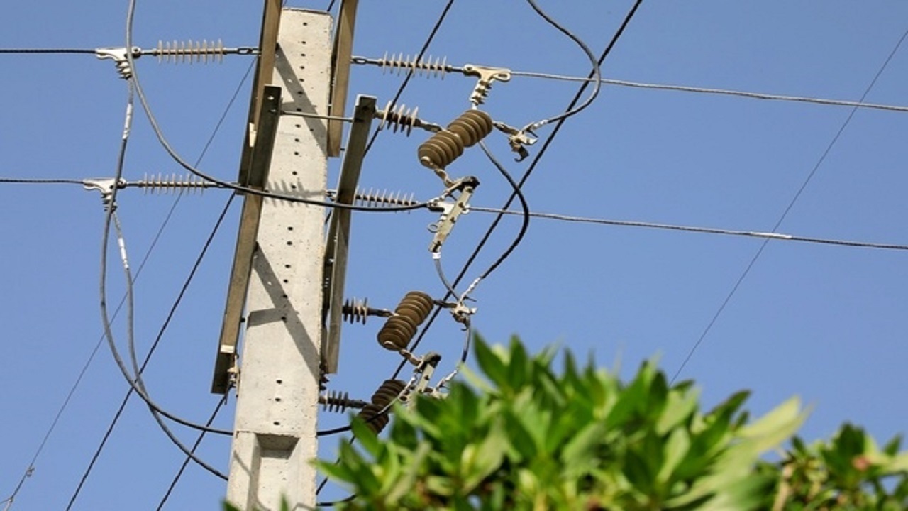 پایان شبکه سیم مسی در امور برق جنوب سنندج شهریور ماه محقق می شود