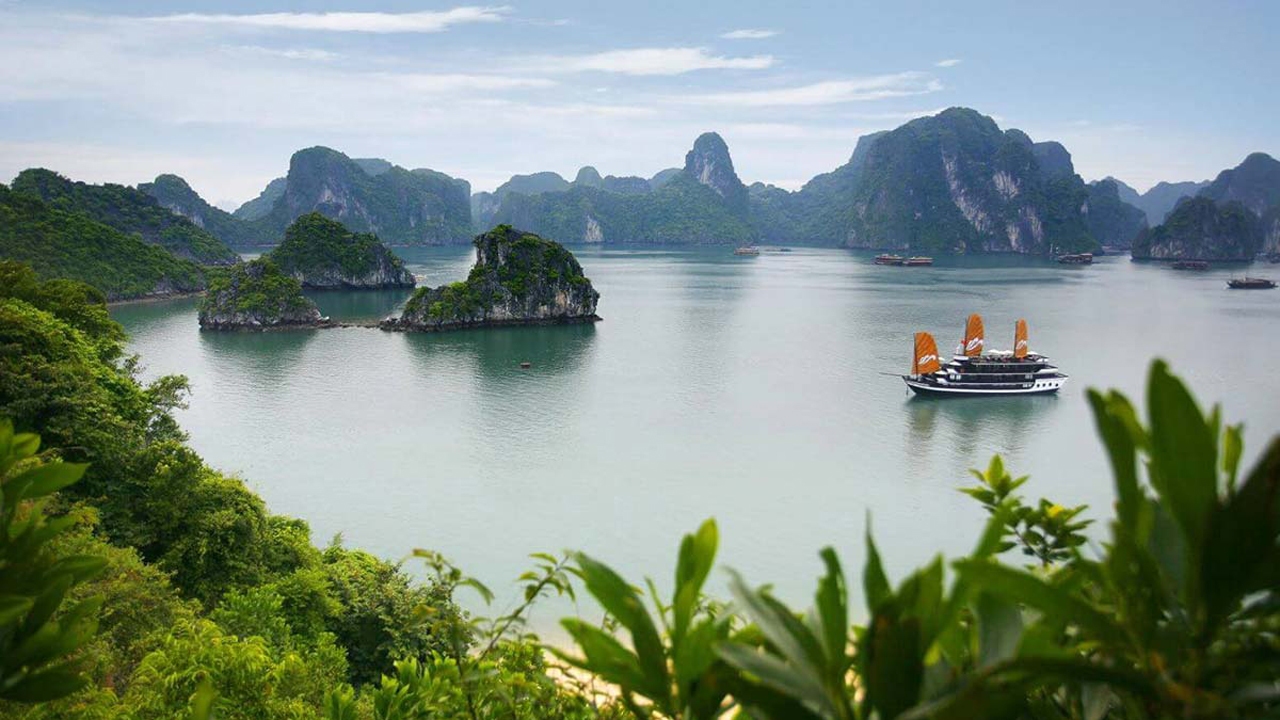 ویتنام با طبیعت دیدنی و سرسبز + فیلم