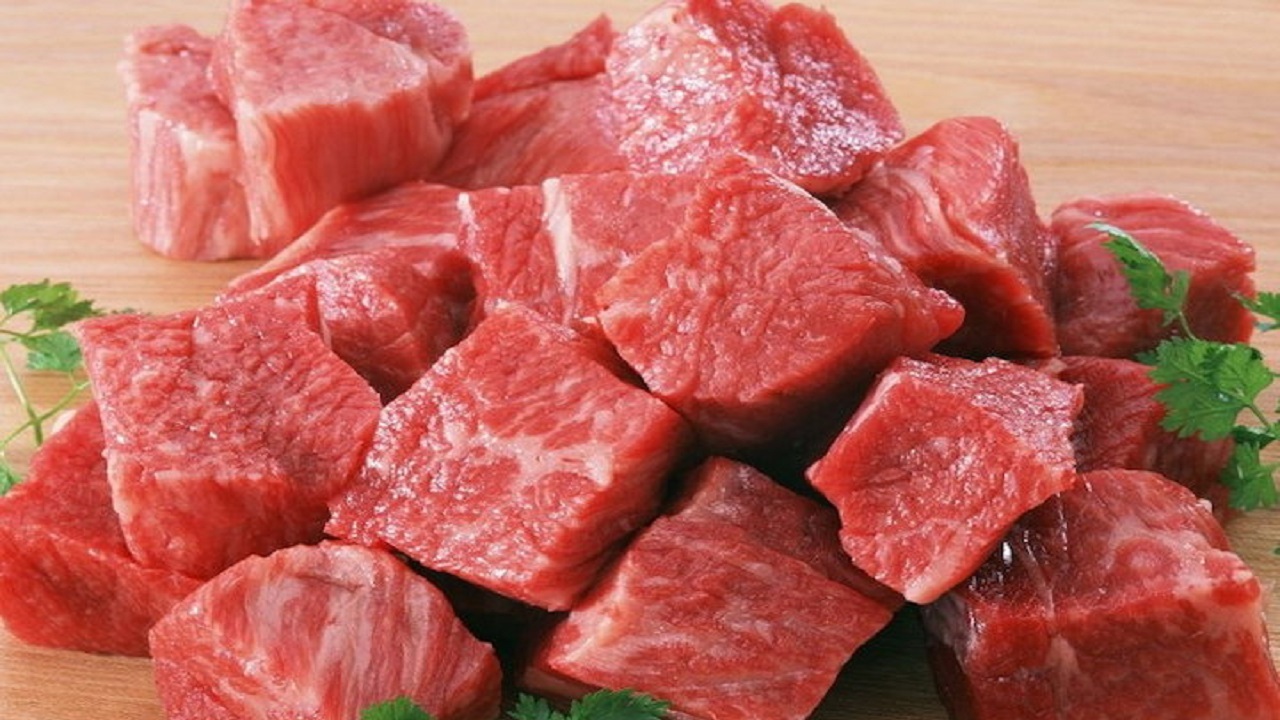 گوشت قرمز را ۲۴ ساعت قبل از مصرف، در یخچال نگهداری کنید