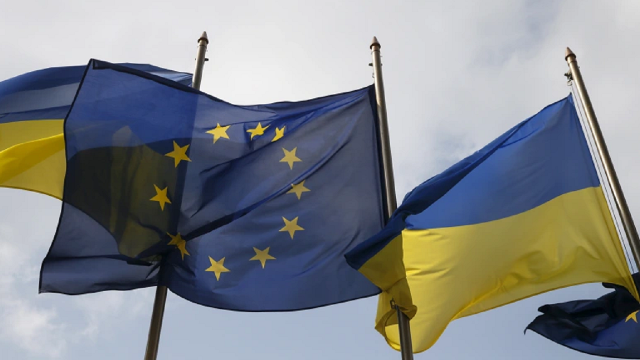 اوکراین پنجشنبه رسما نامزد عضویت در اتحادیه اروپا می‌شود