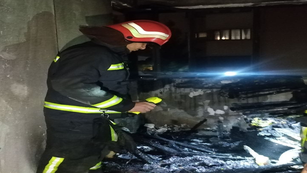 مهار آتش سوزی یک واحد مسکونی در شیراز