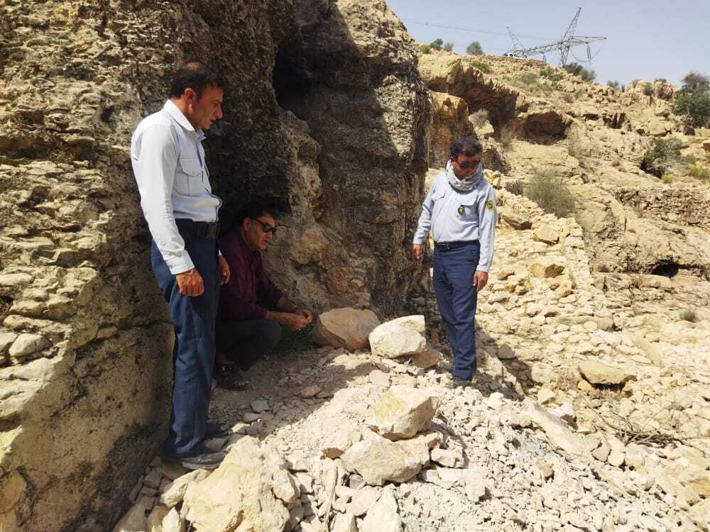 حفاری غیرمجاز در آثار تاریخی کازرون مربوط به سالیان گذشته است