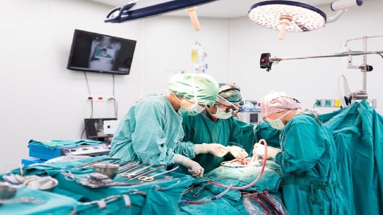 انجام ۵۲ عمل باز قلب در بیمارستان توحید طی سال جاری
