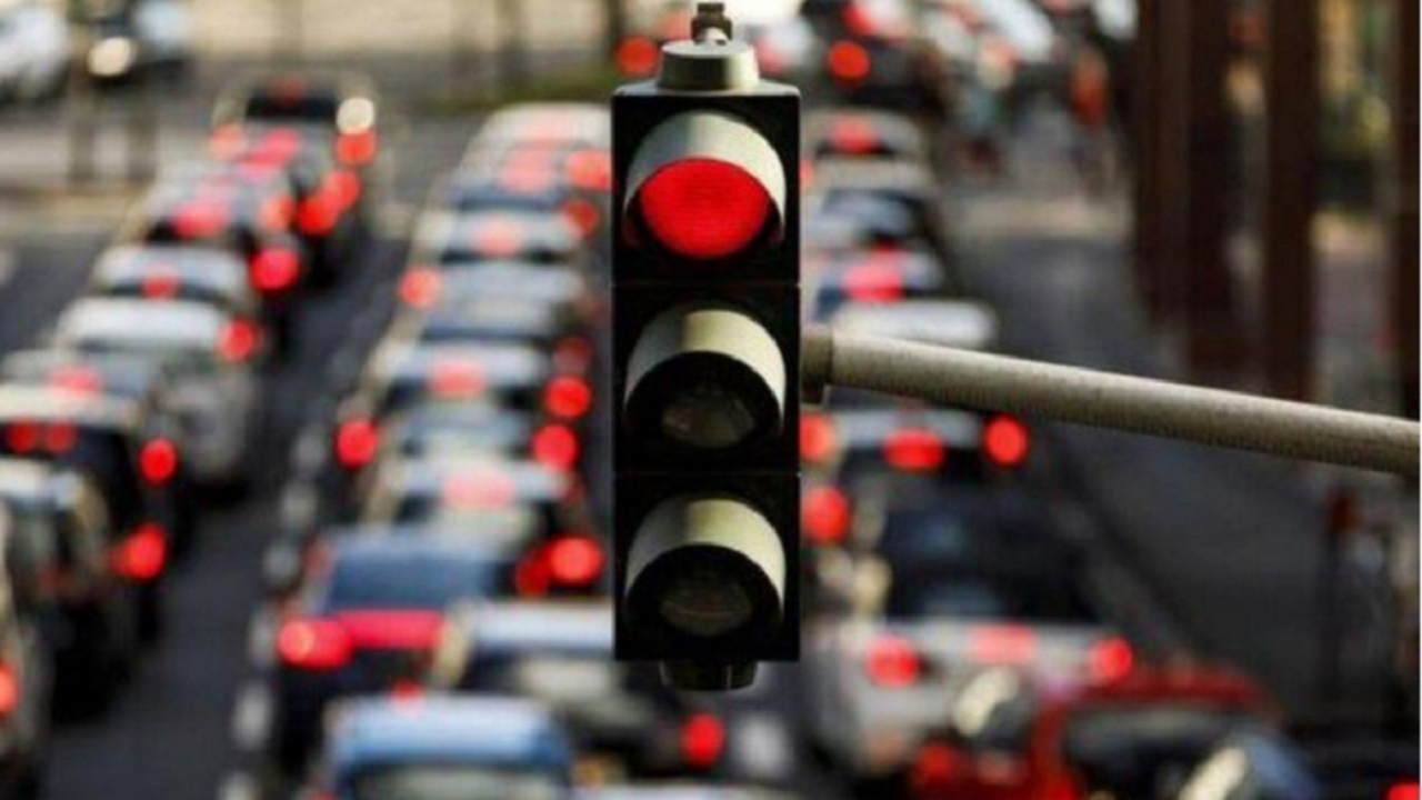 ترافیک در محور بلوار ماهان کرج صدای رانندگان را درآورد
