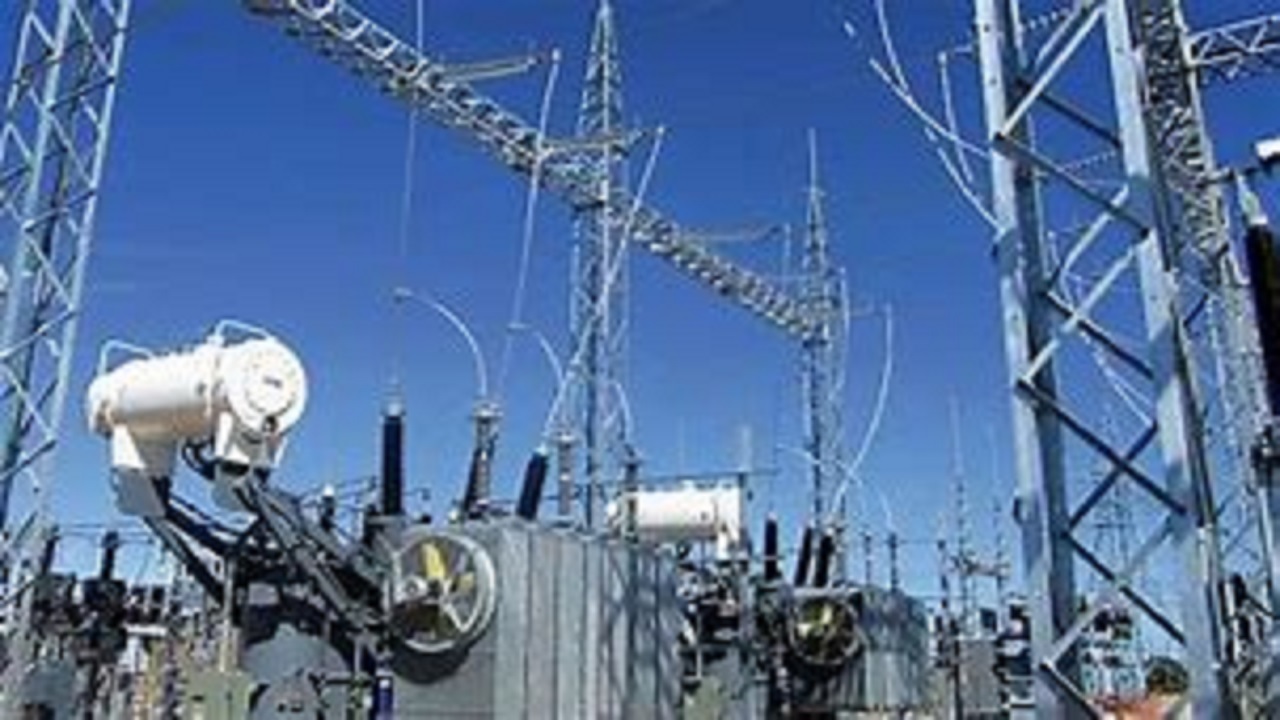 اصلاح شبکه برق ۳۰ هزار روستای کشور در دستور کار توانیر