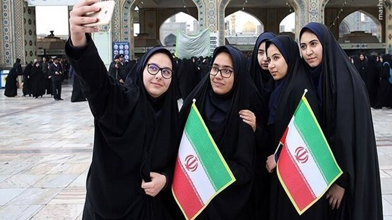 حجاب؛ پرچم تبلیغ دین و مبارزه با شبیخون فرهنگی