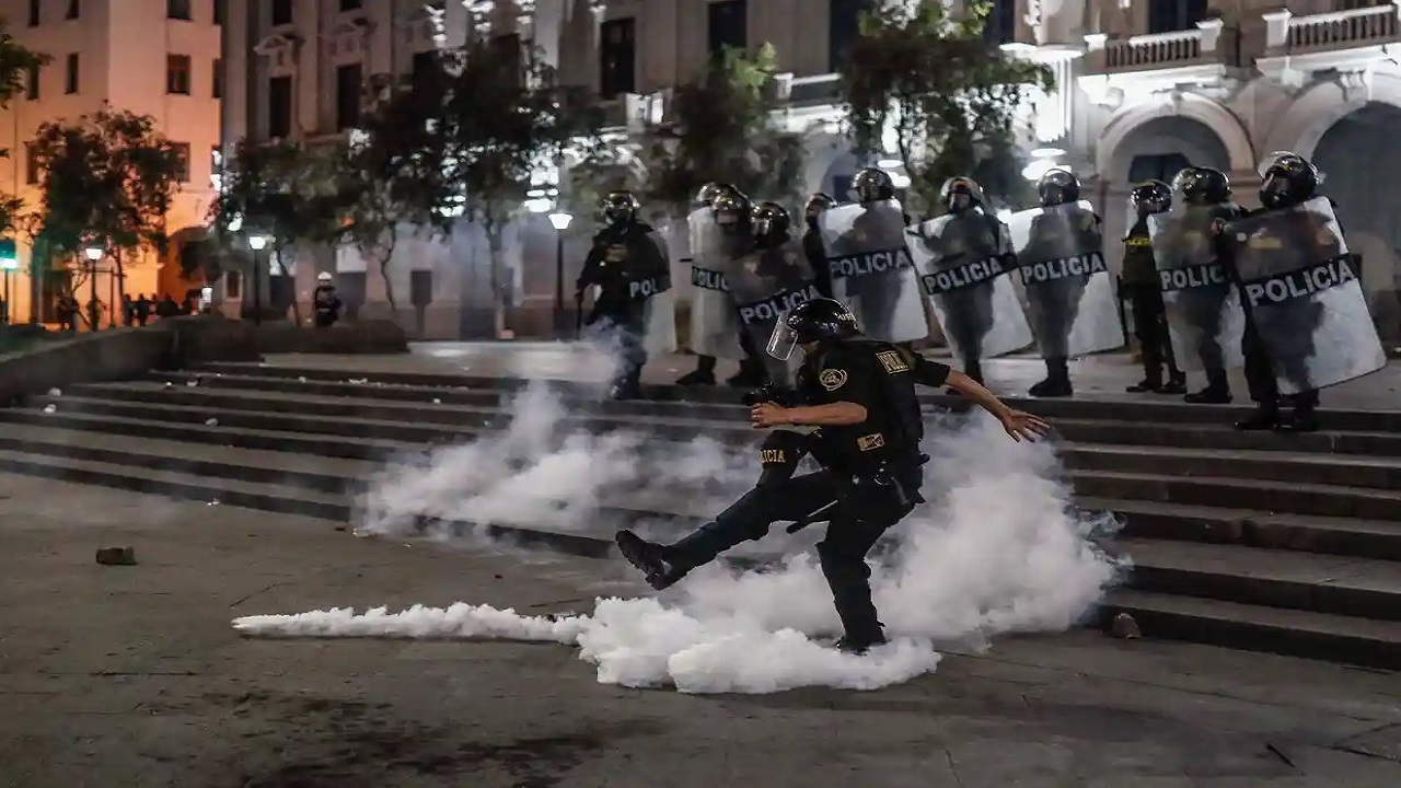 ۶ کشته و زخمی در اعتراضات پرو