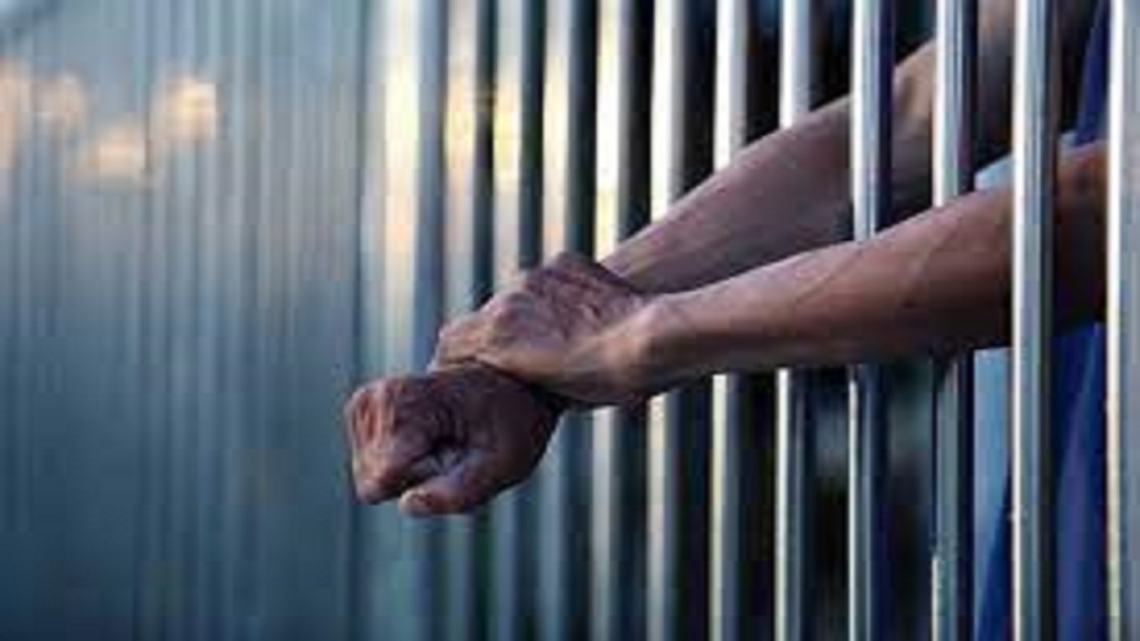 هشت محکوم مالی بی‌بضاعت از زندان ارومیه آزاد شدند