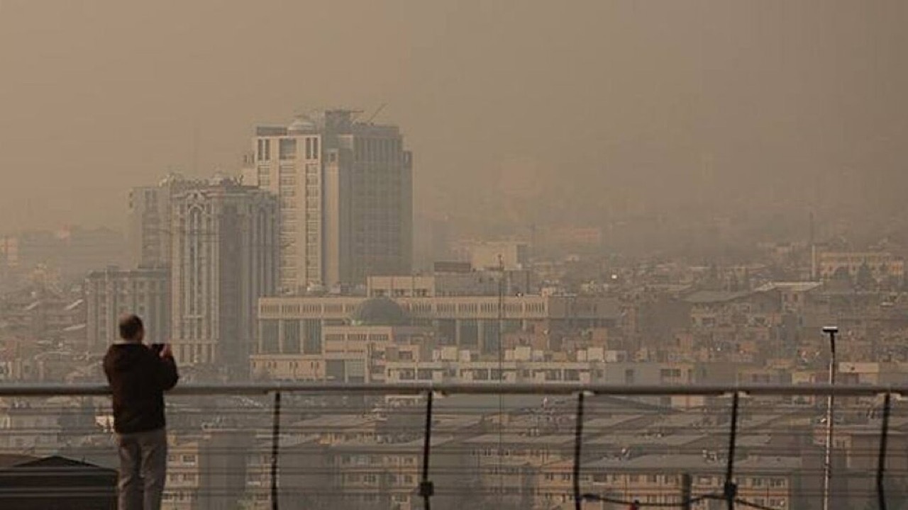 بدترین شاخص کیفی هوا در  منطقه ۱۹ تهران  با شاخص ۱۸۴
