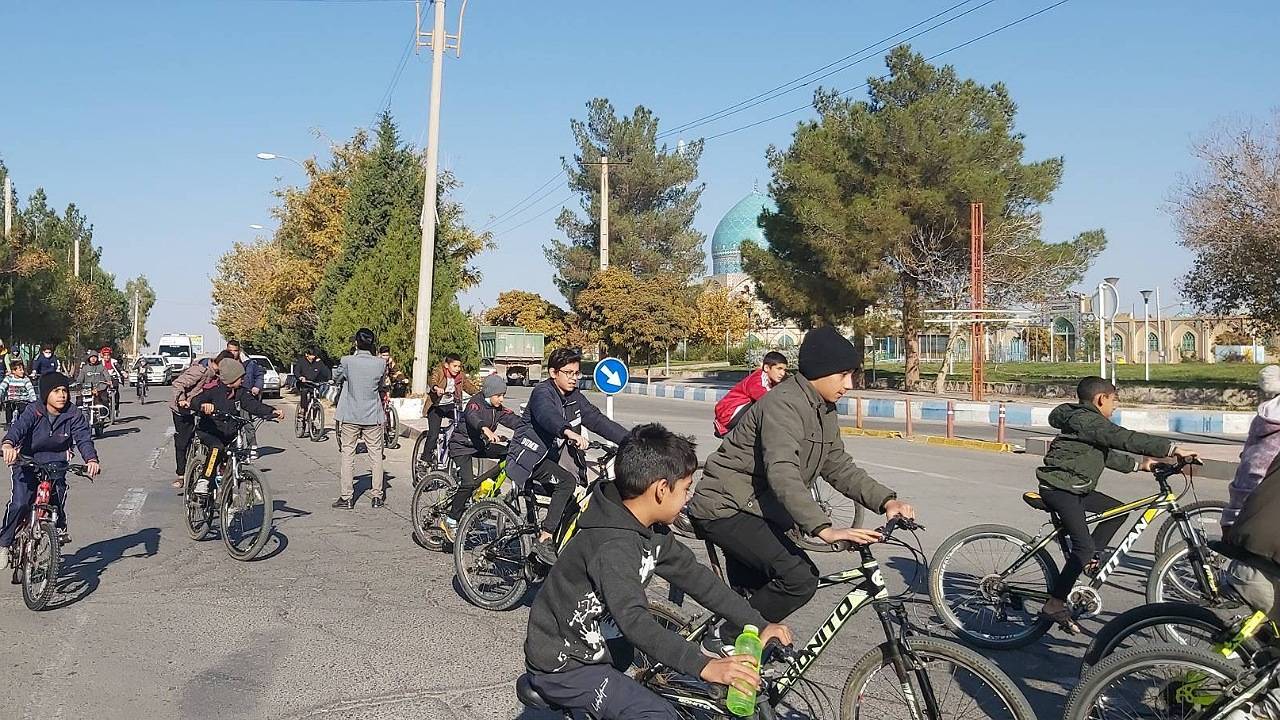 برگزاری همایش بزرگ دوچرخه سواری در انار