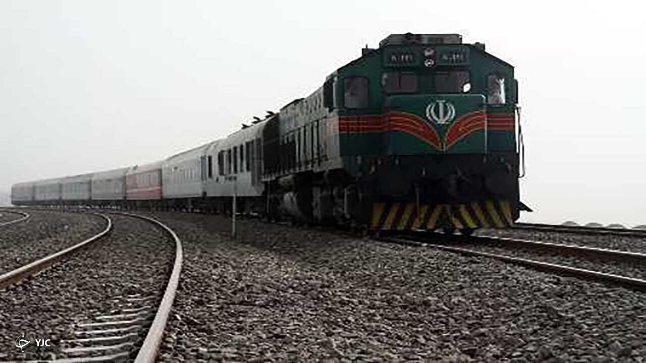 تکمیل ایستگاه راه آهن مهاباد در دستور کار قرار گیرد