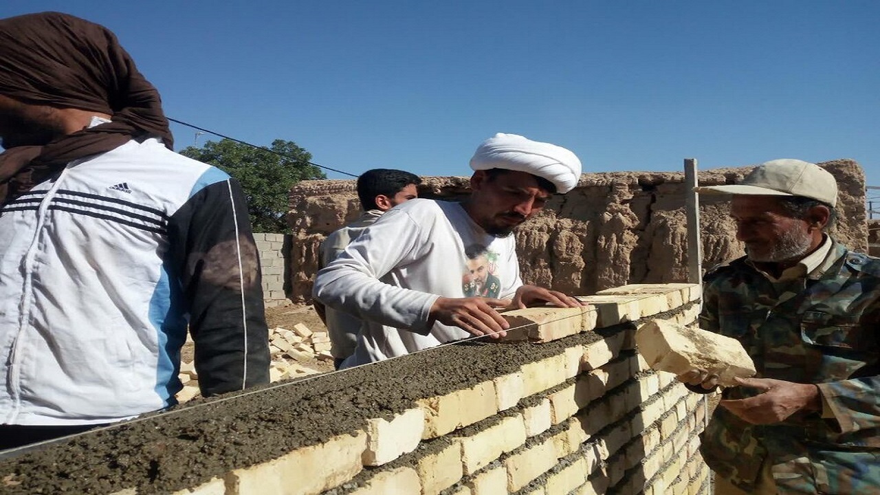ساخت واحد‌های مسکونی با همت گروه‌های جهادی یزد