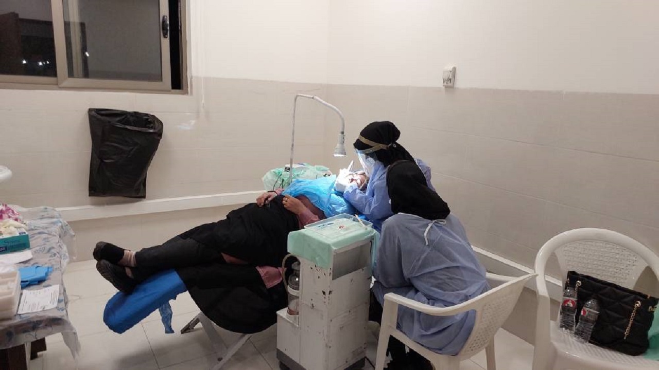 ارائه خدمات رایگان دندانپزشکی به مردم نیازمند حاشیه مشهد