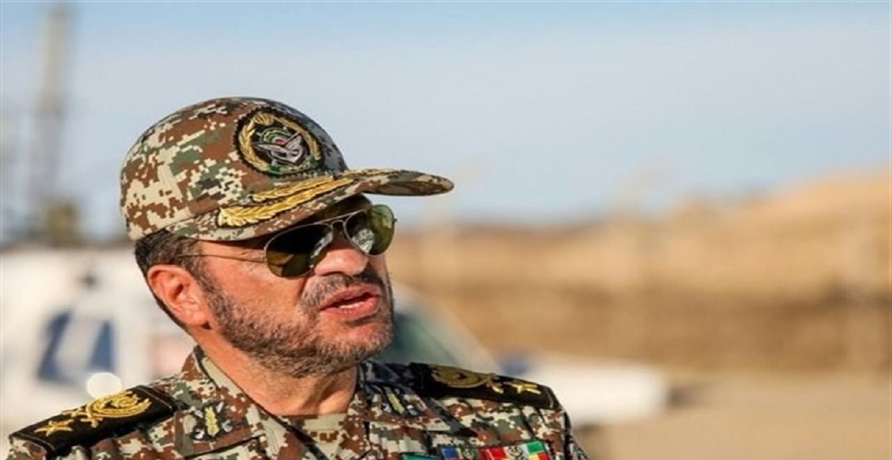 رزمندگان ارتش مظهر اقتدار نظام جمهوری اسلامی ایران هستند
