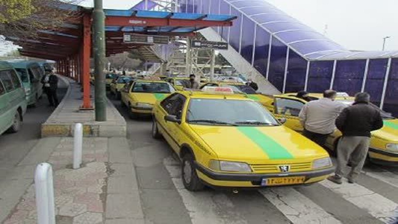 نظارت بر رعایت نظافت تاکسی‌های ناوگان تاکسیرانی تشدید می‌شود 