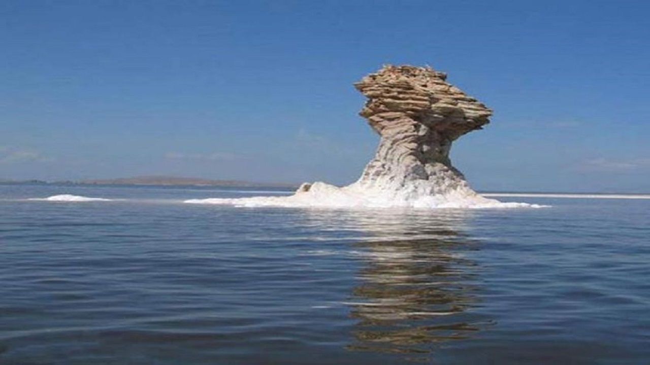 تراز آب دریاچه ارومیه افزایش یافت+فیلم