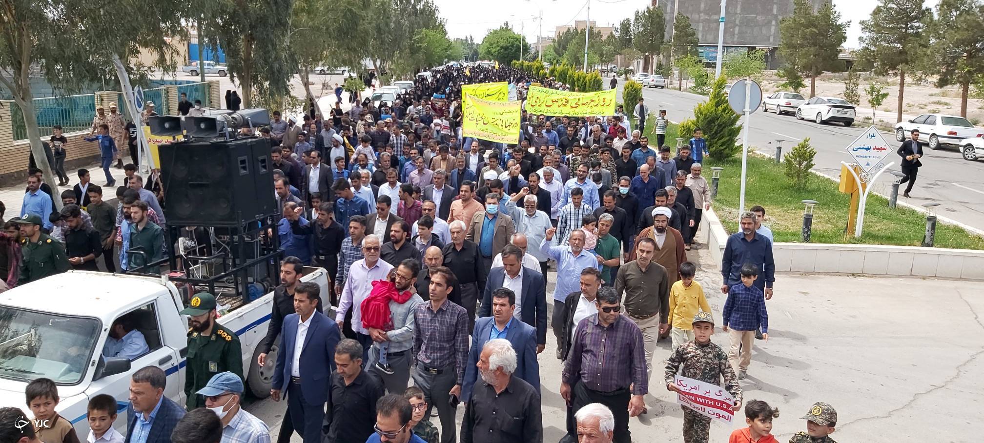 شیعه وسنی در صفوف راهپیمایی روز قدس درشهرستان های کرمان +عکس